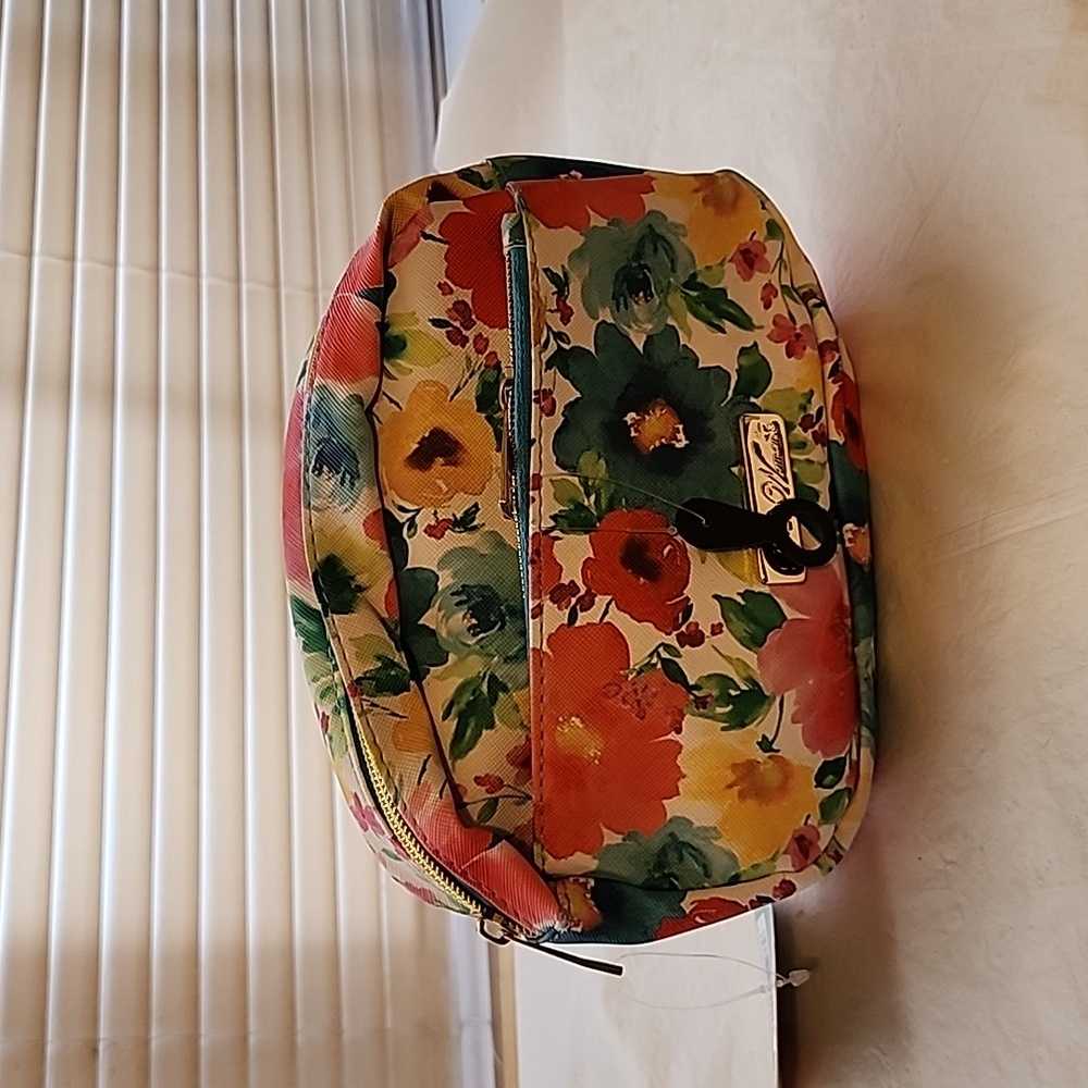 BREEZY BLOSSUMS COSMETIC BAG